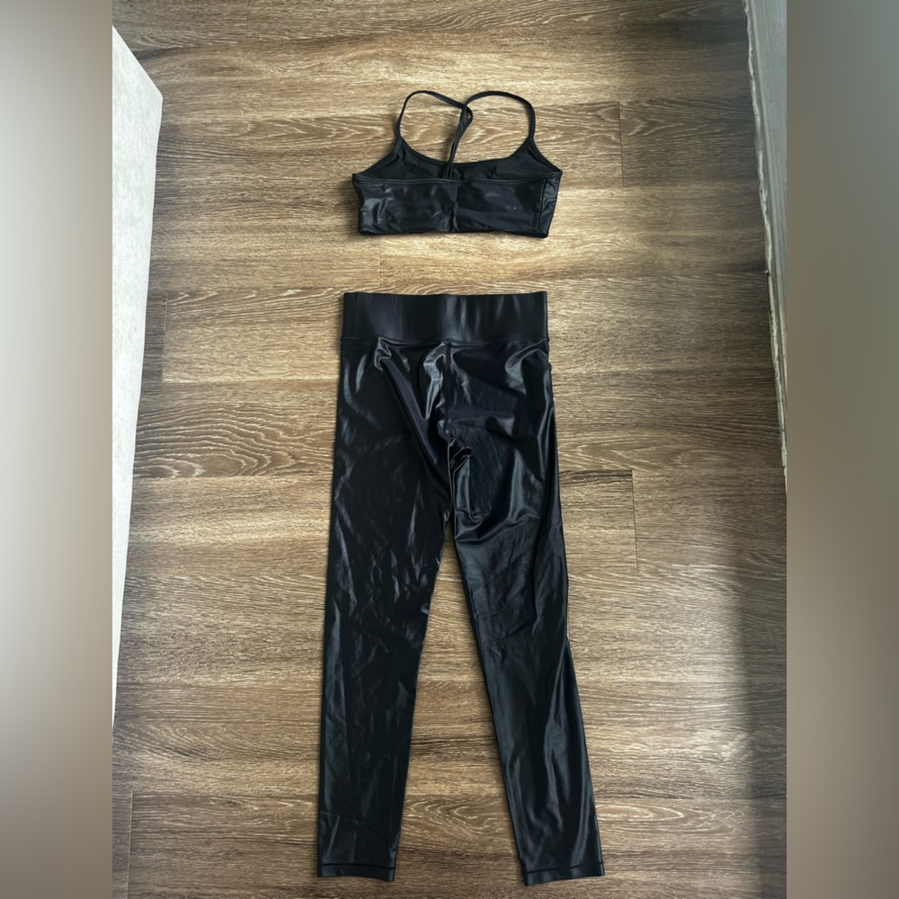 ALL ACCESS Workout Set (Bra + Leggings)